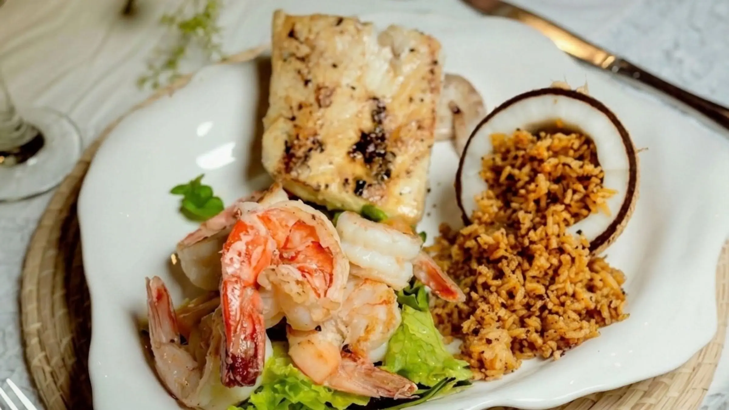 Cena del pescador, cocina Genn a la brasa – Genn Tayrona